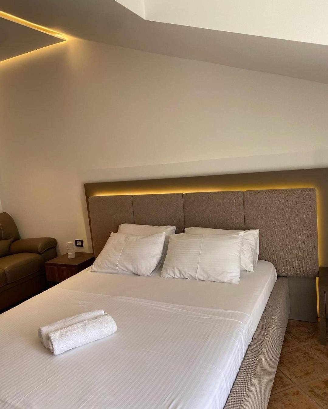 Hotel Comfort & Villas โดนิจ์ สโตจ์ ภายนอก รูปภาพ