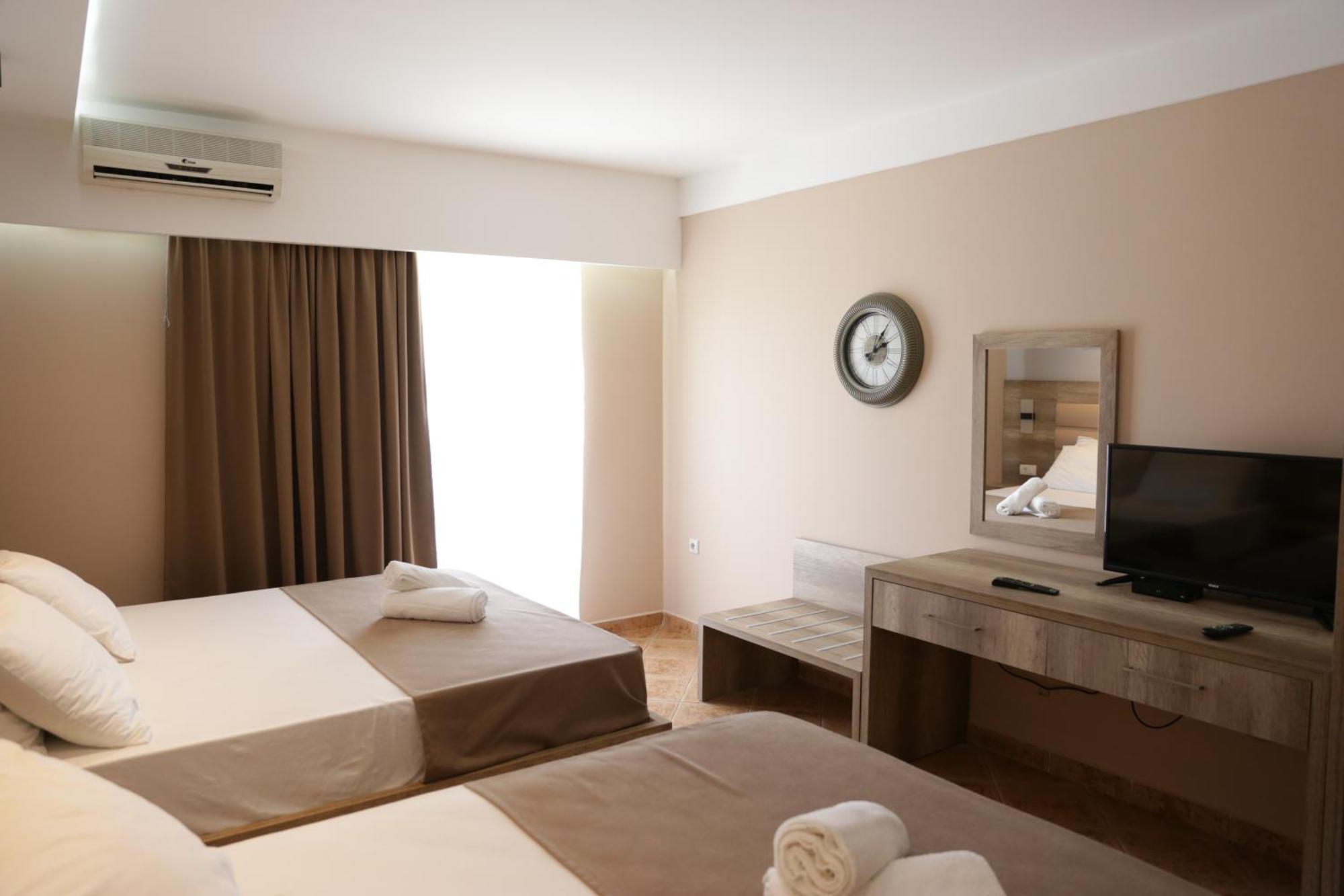 Hotel Comfort & Villas โดนิจ์ สโตจ์ ภายนอก รูปภาพ